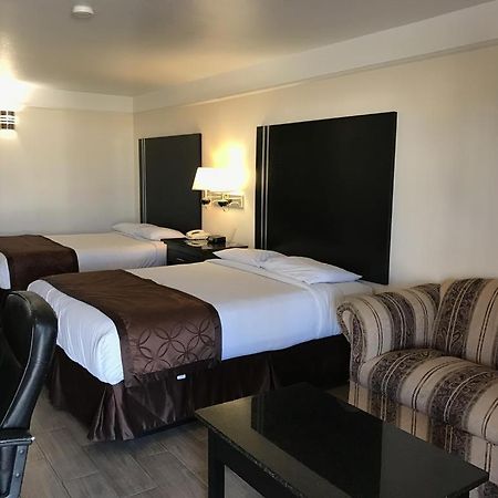 Texas Inn & Suites Pharr/San Juan Екстер'єр фото