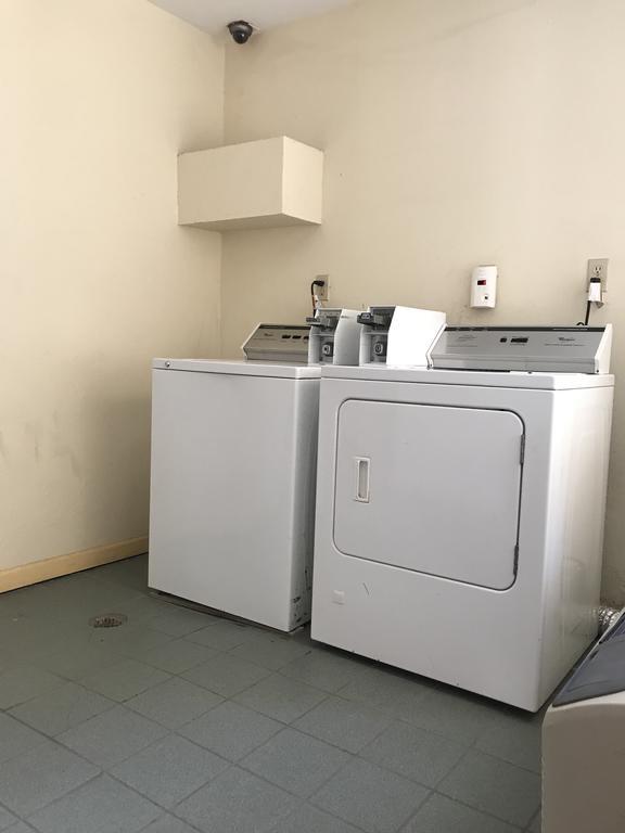 Texas Inn & Suites Pharr/San Juan Екстер'єр фото